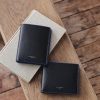 Augustin horizontal flap pocket wallet in grained leather - Image 3
