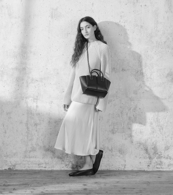 Small Elena handbag in pebbled leather - Image 5